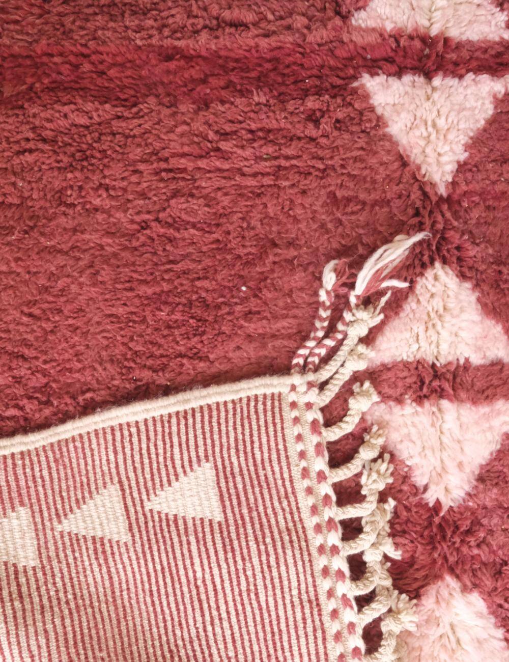 Raspberry Pink Berber Rug - 278 x 196 cm