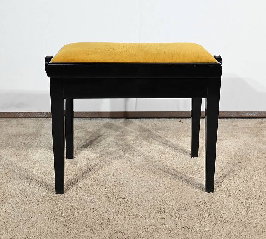 Adjustable Piano Bench, in Black Lacquered Wood – 1970