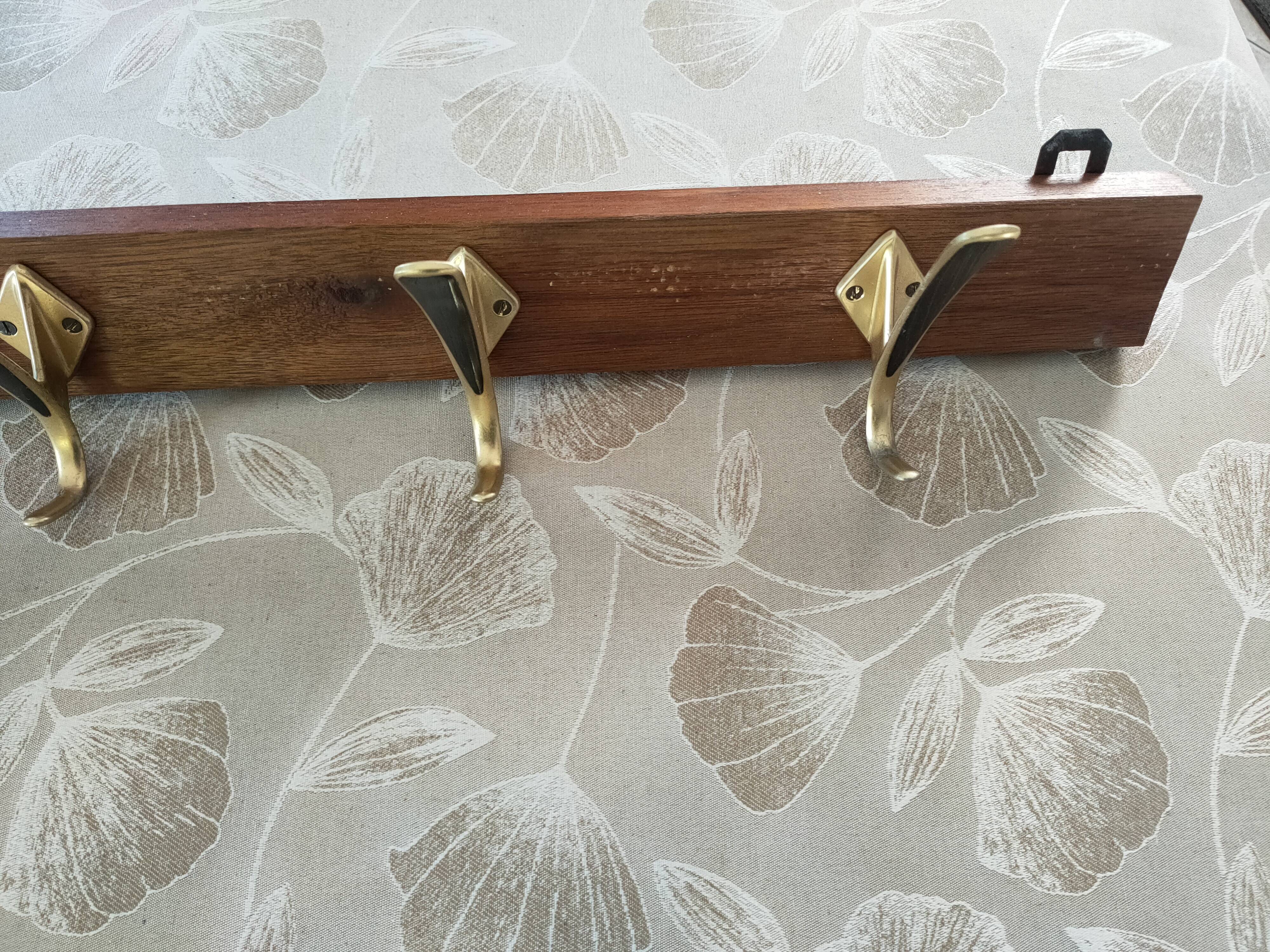 vintage coat rack with 6 hooks