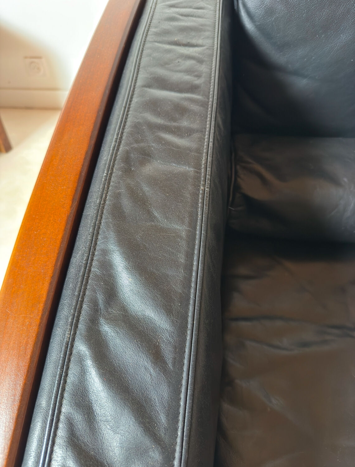 Armchair in the style of Tobia Scarpa