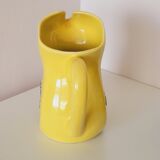 Old yellow pitcher Berger Annisette
