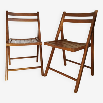 Pair of vintage folding chairs