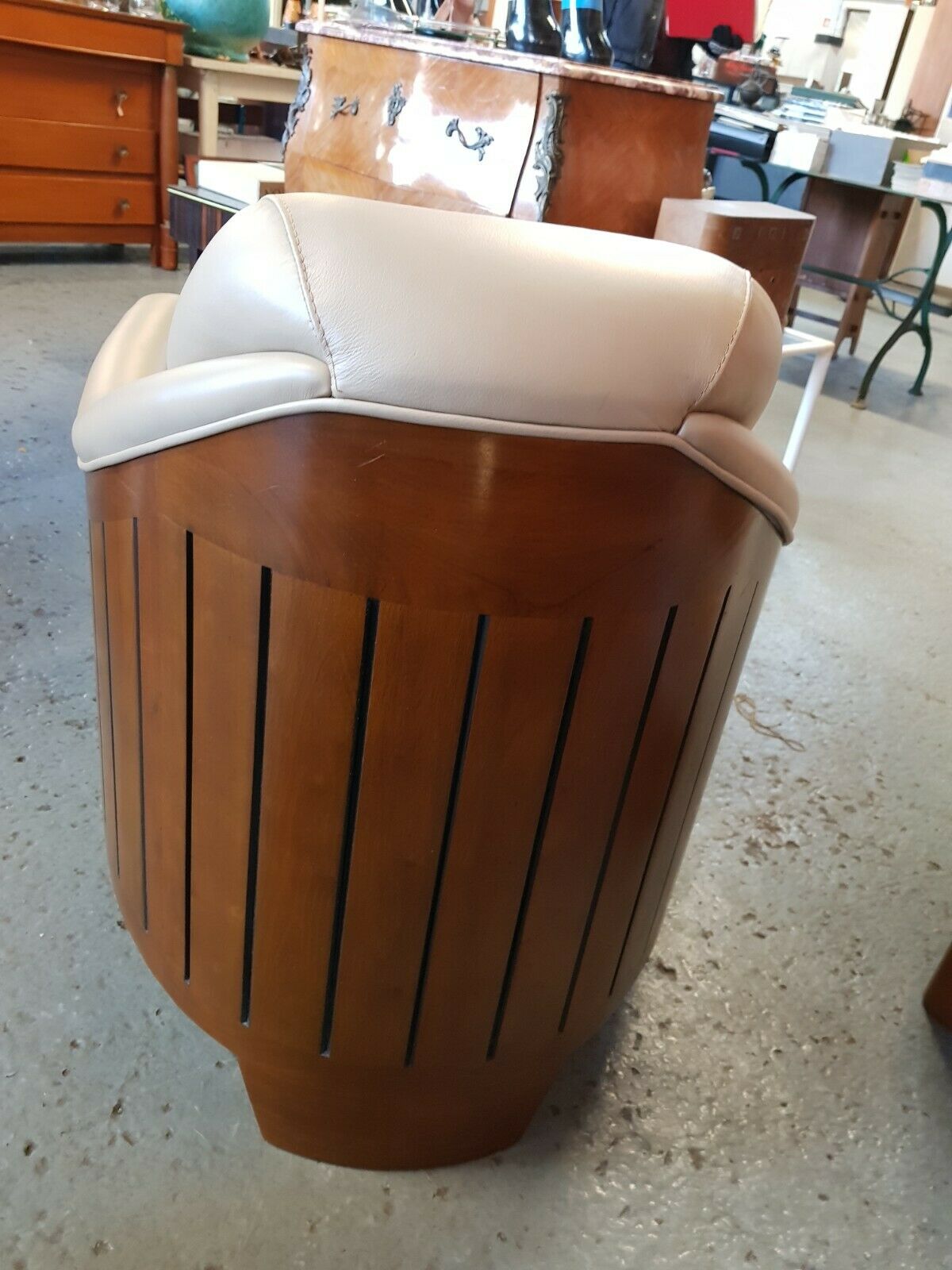 Club armchairs Class-J White Ivory