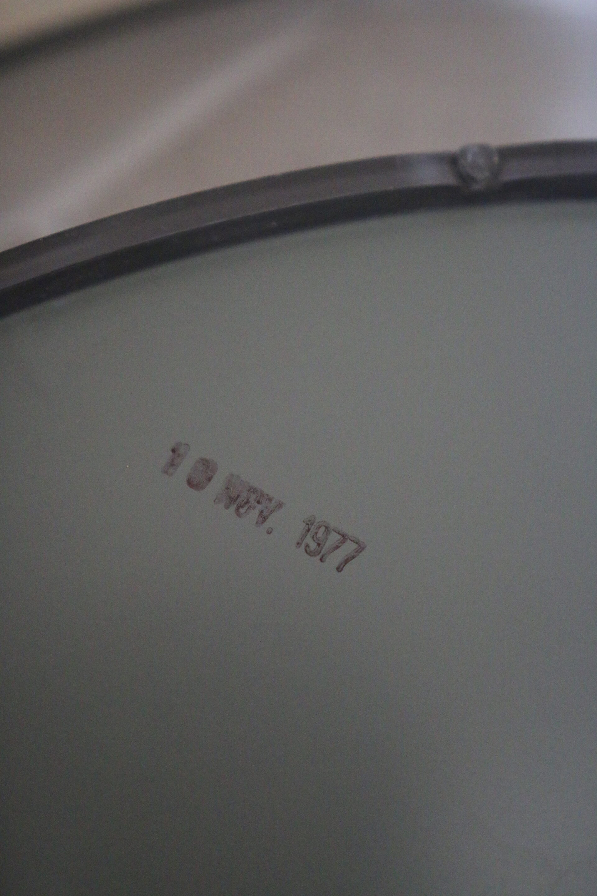 Miroir plexiglas fumé 1977