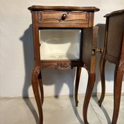 Pair of antique bedside tables with marble top and ceramic niche