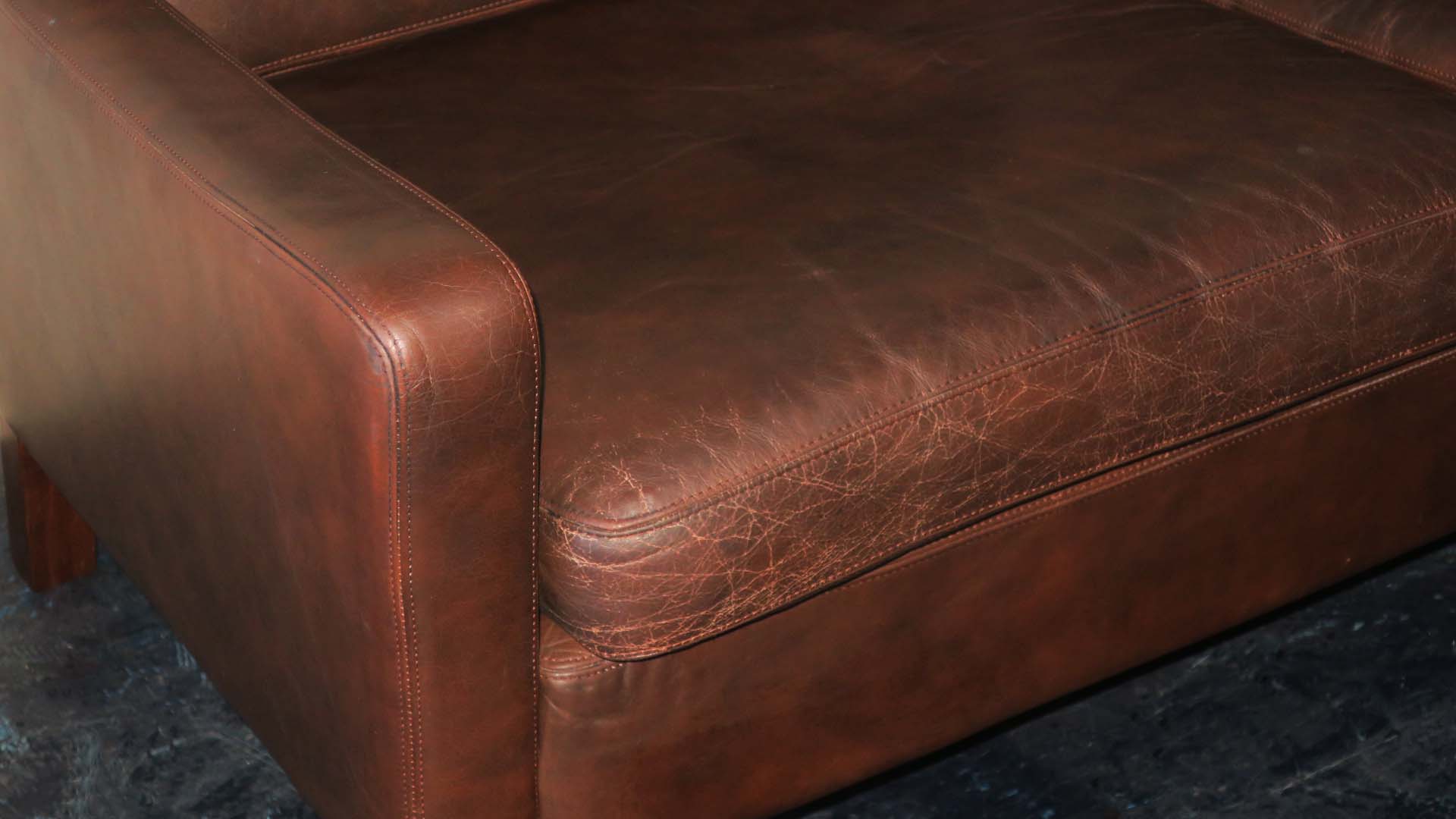 Mid-century danish 3seater sofa in dark brown leather