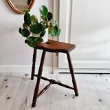 Tabouret de traite rustique