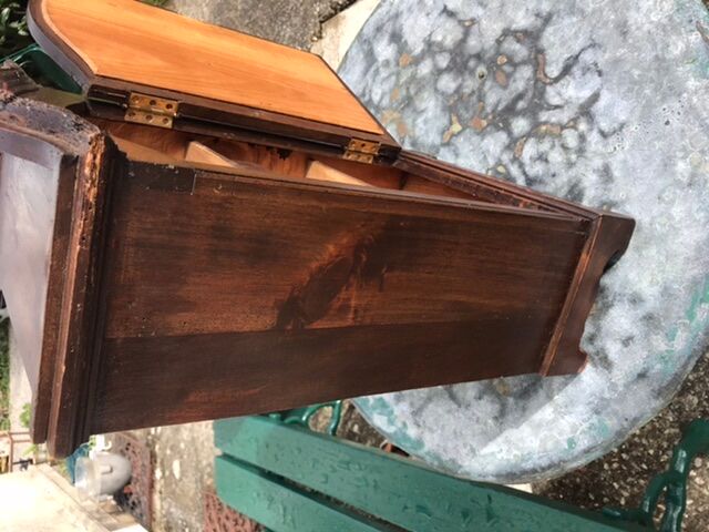 Doll cabinet or small cabinet of curiosities