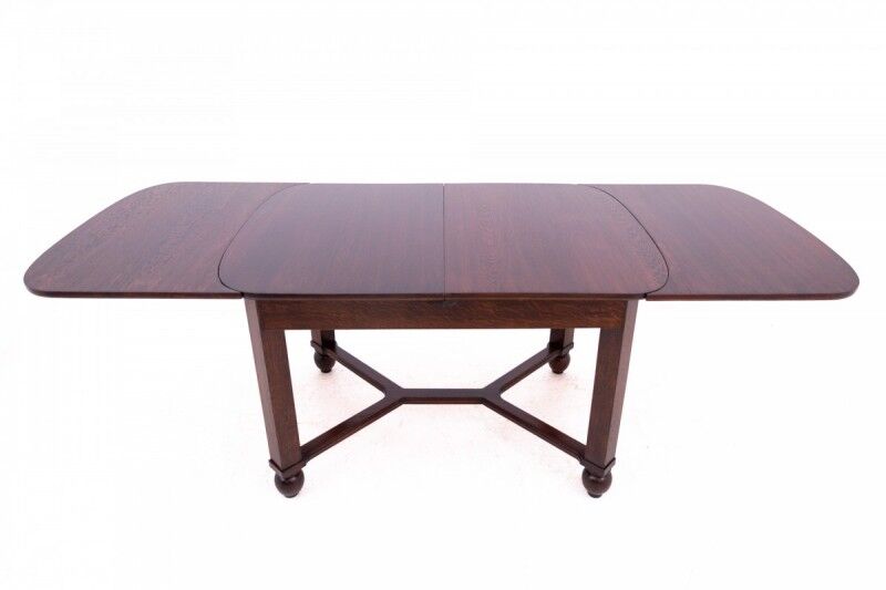 Table et chaises Art nouveau des années 1930. Après rénovation.