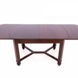 Table et chaises Art nouveau des années 1930. Après rénovation.