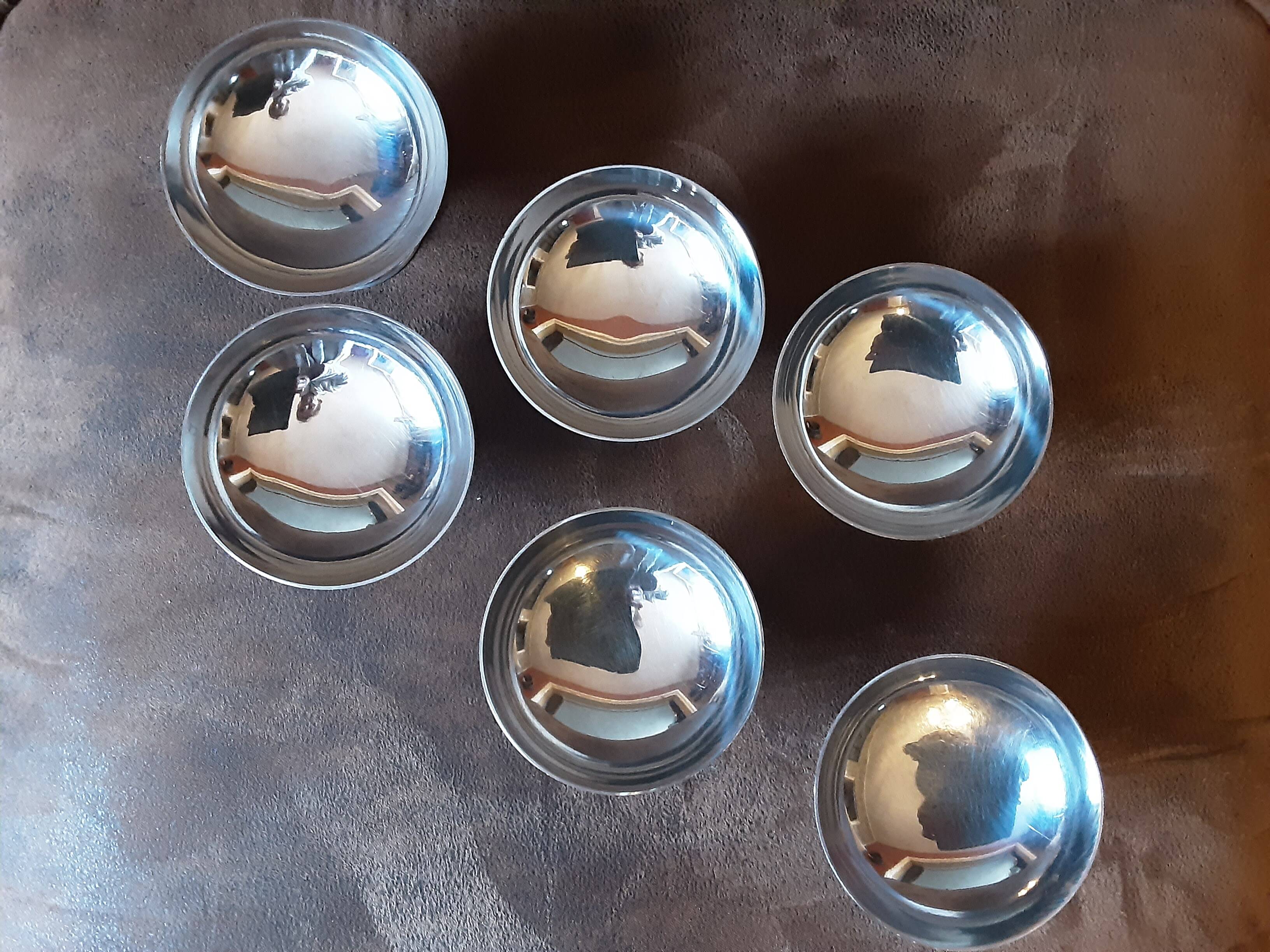 Set of 6 footed bowls. Metal