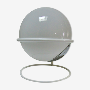 Lampe globe opaline sur cercles métal années 80