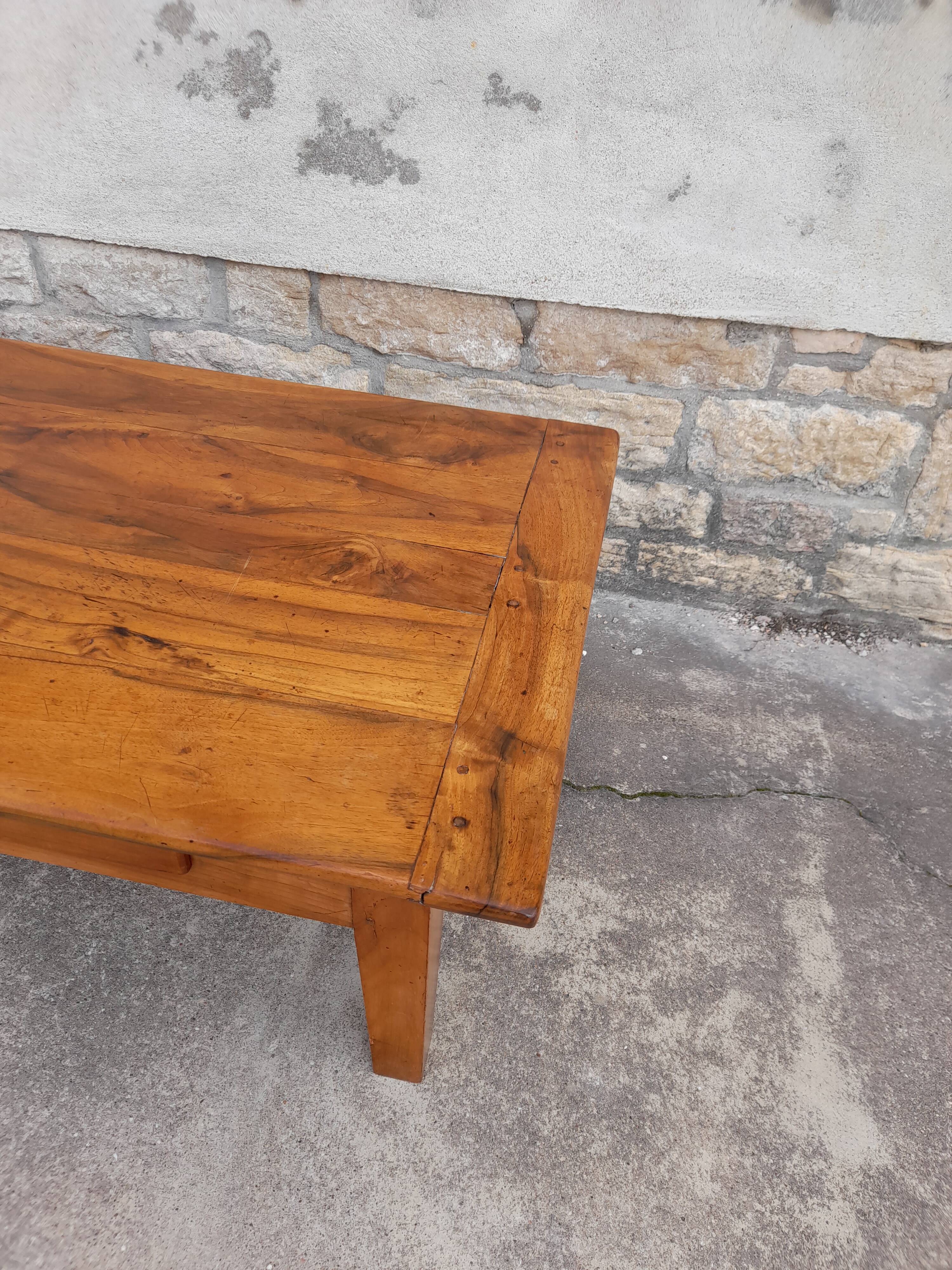Walnut farm coffee table 19th -1m84