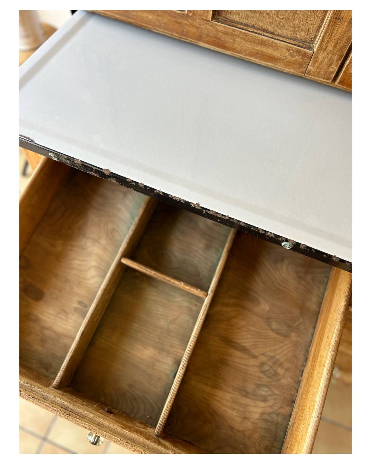 Cabinet furniture trade