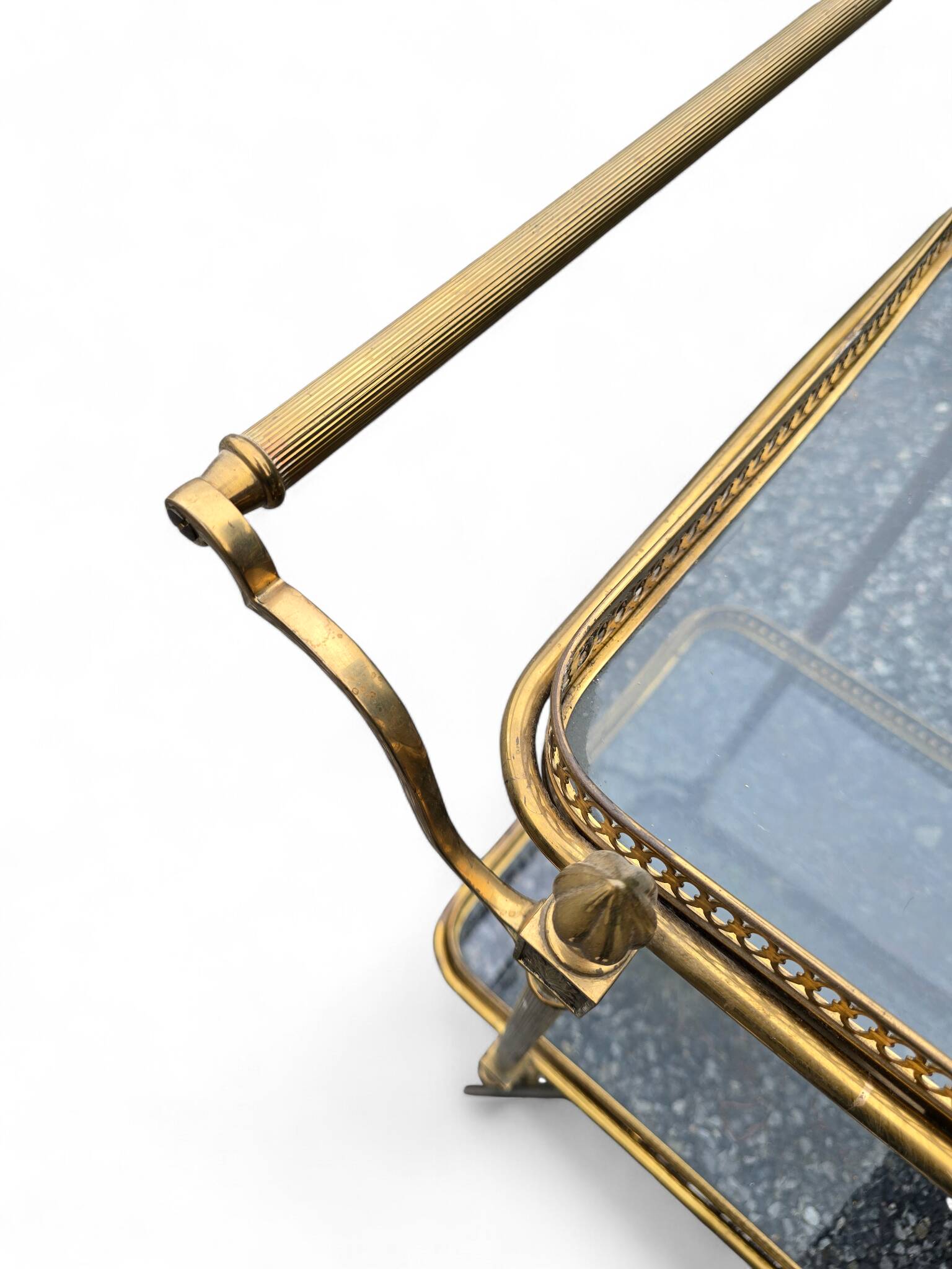 Serving cart - Neoclassical bar trolley in brass and glass