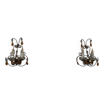 2 wall lights