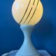 Lampe de table Space Age en verre opalin blanc