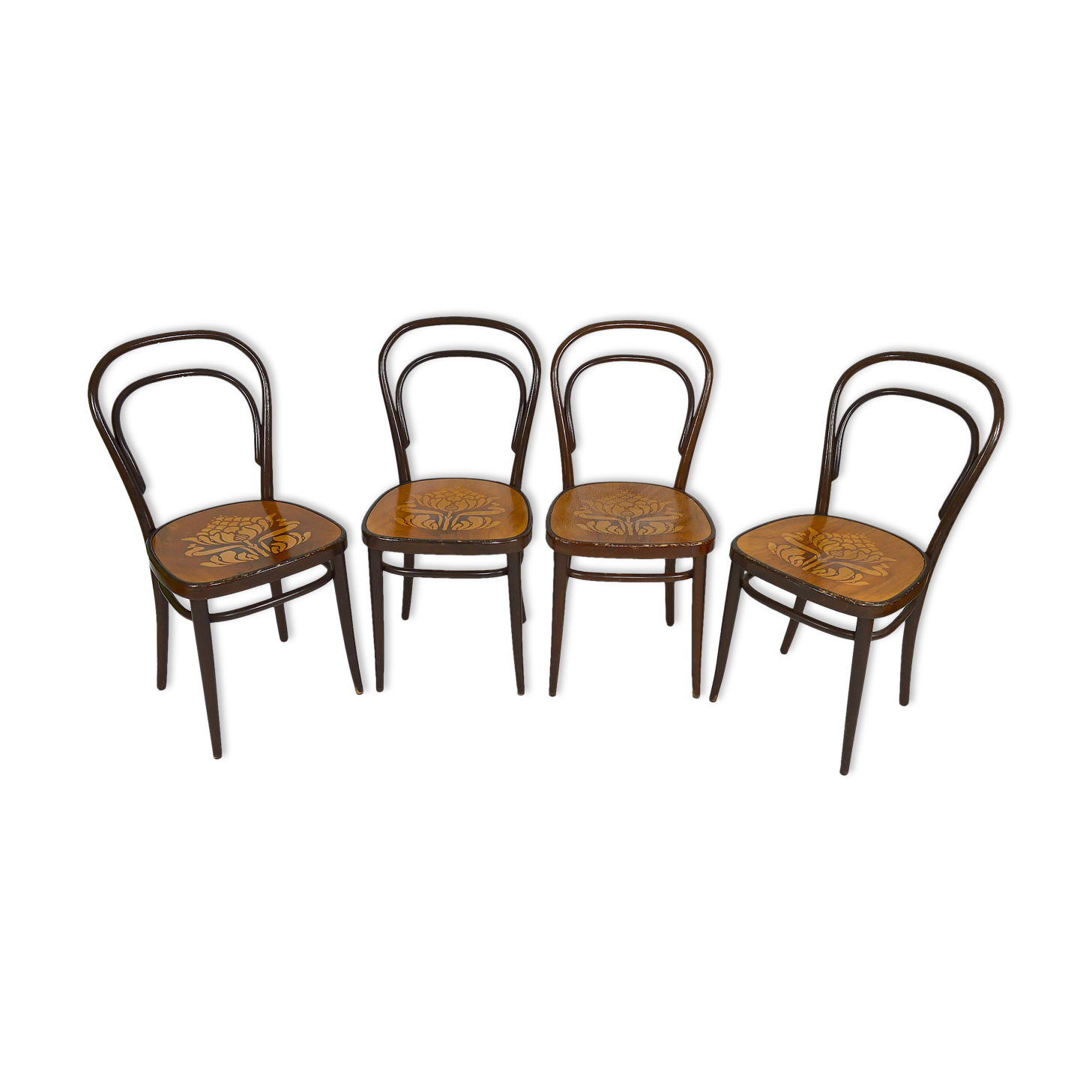 Set of 4 Thonet chairs in curved wood with decorated seats