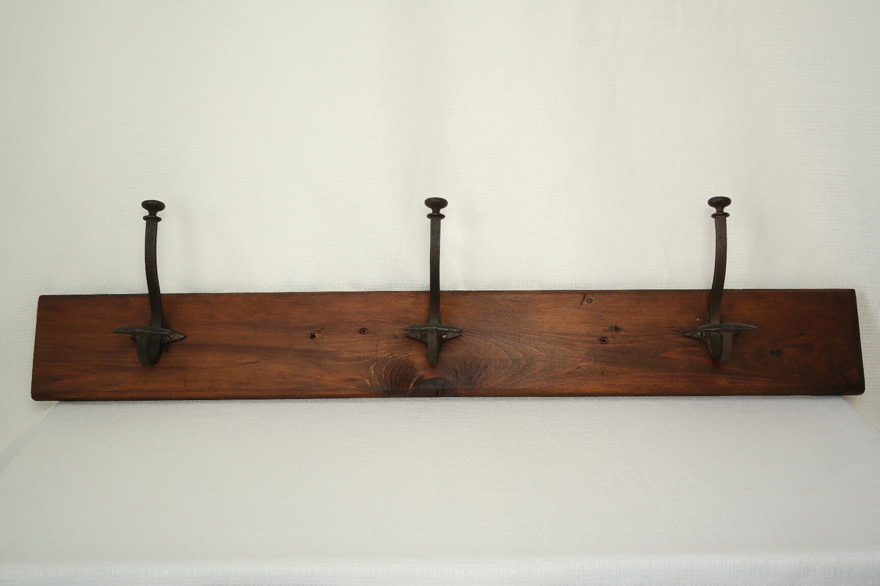 Portemanteau mural campagnard ancien  bois et fer