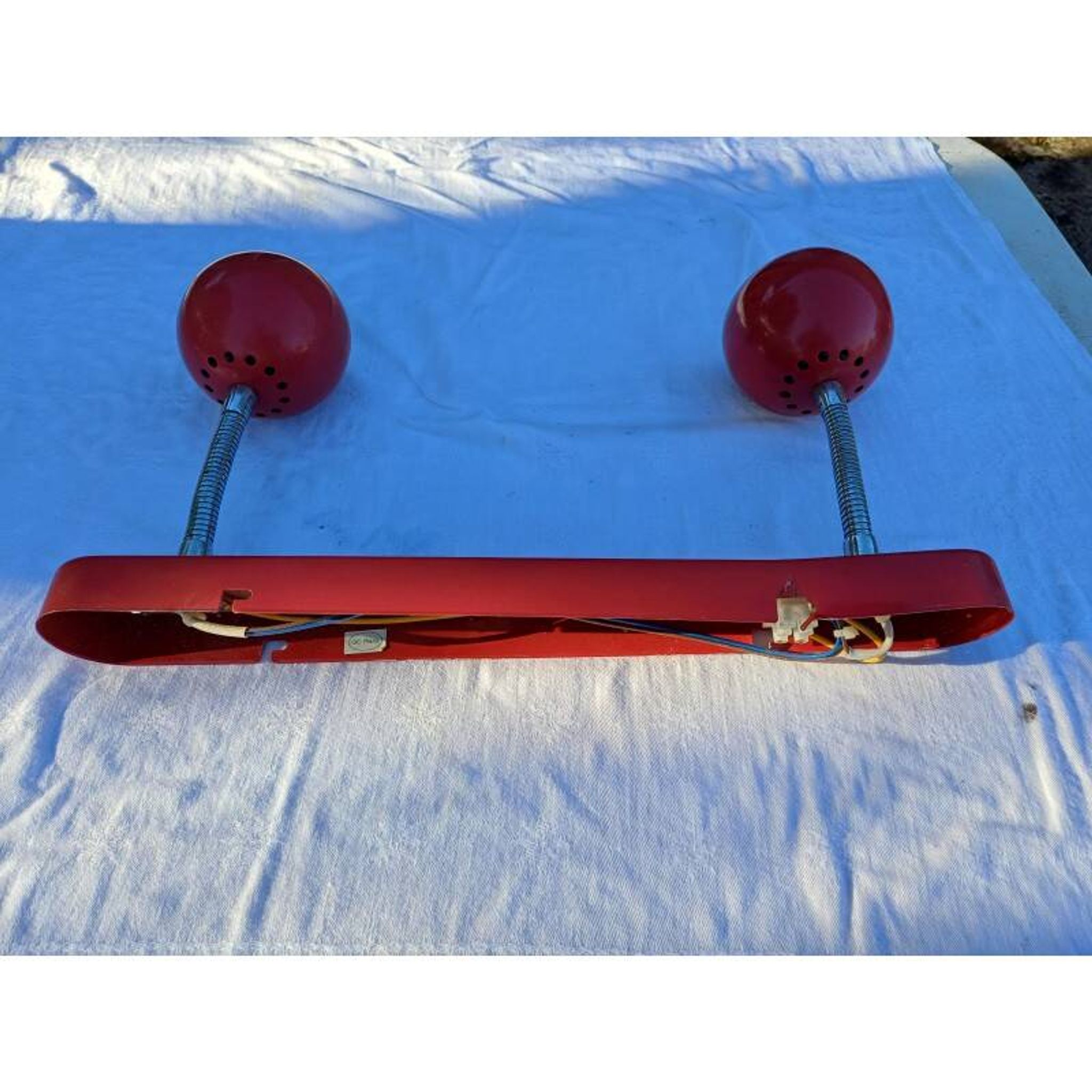 Suspension vintage métal rouge
