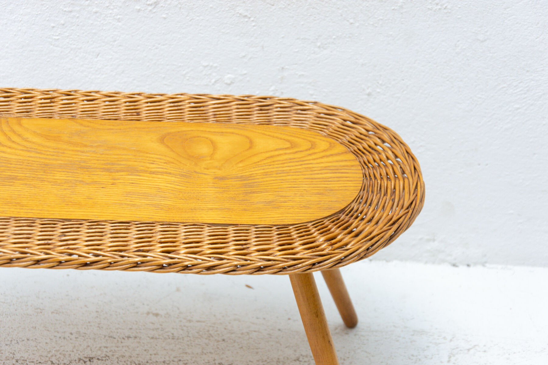 Tabouret en rotin du milieu du siècle par Jan Kalous pour ÚLUV, années 1960, Tchécoslovaquie