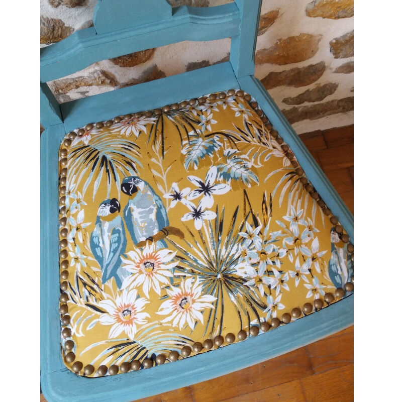 Chaises anciennes relookées