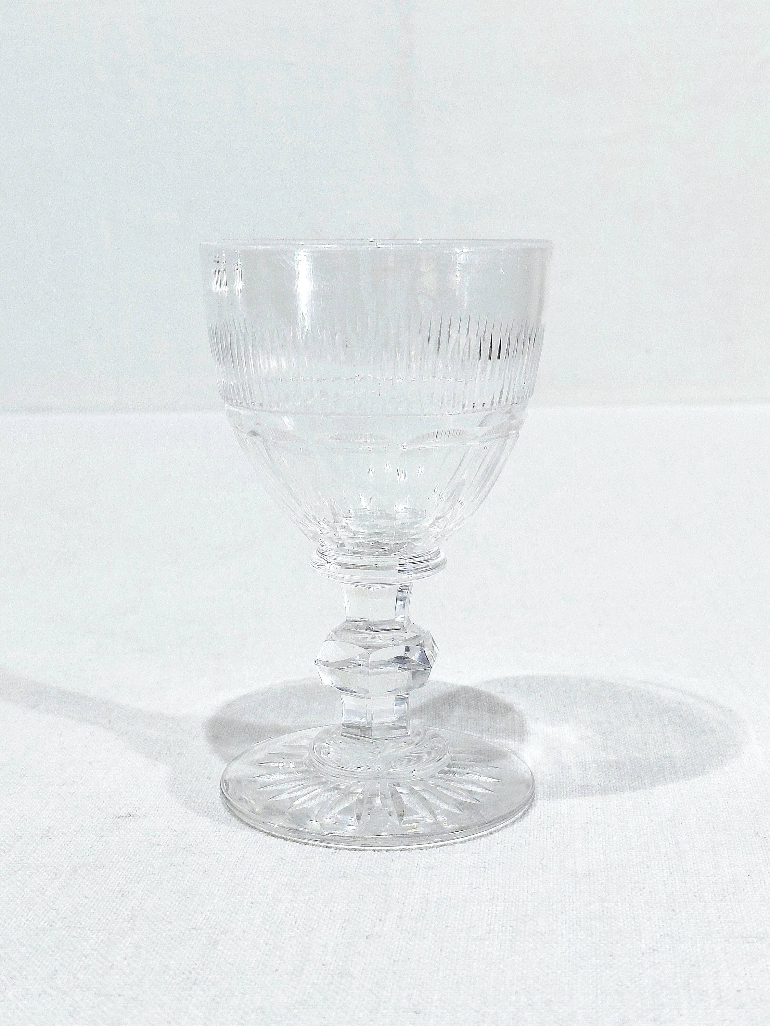 Baccarat - 12 white wine glasses catalogue 1841