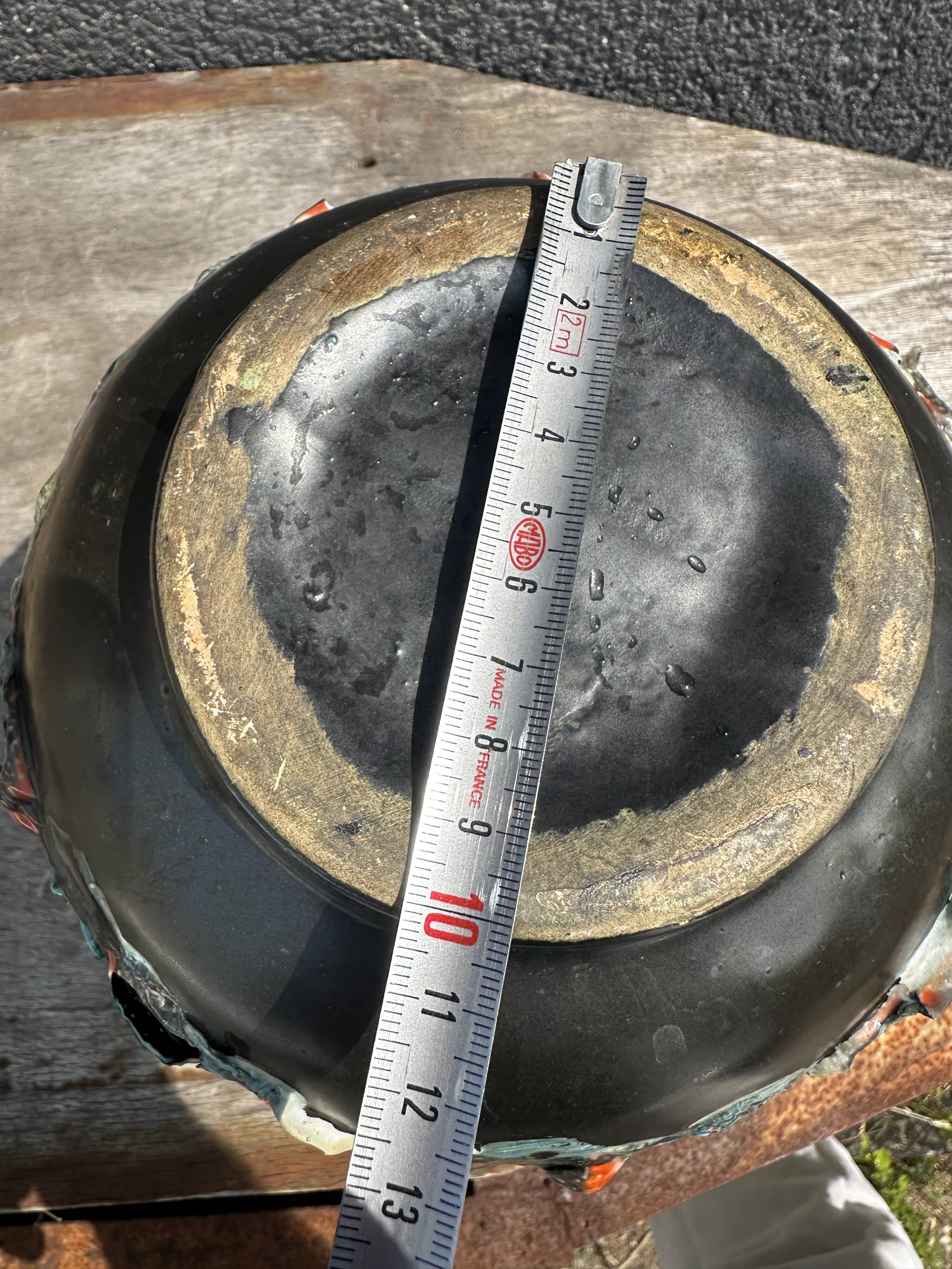 Rocaille amphora vase, Fat Lava