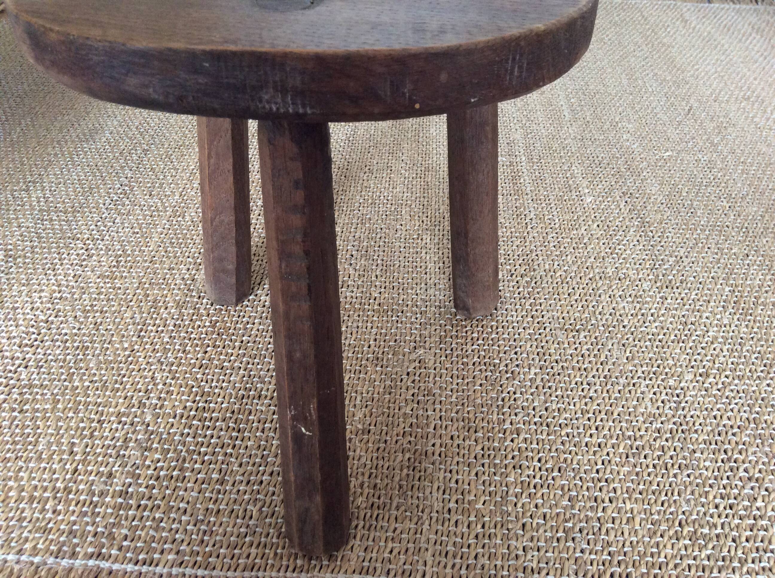 Tabouret tripode
