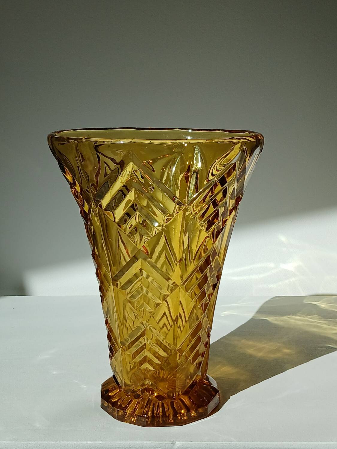 Amber yellow glass vase