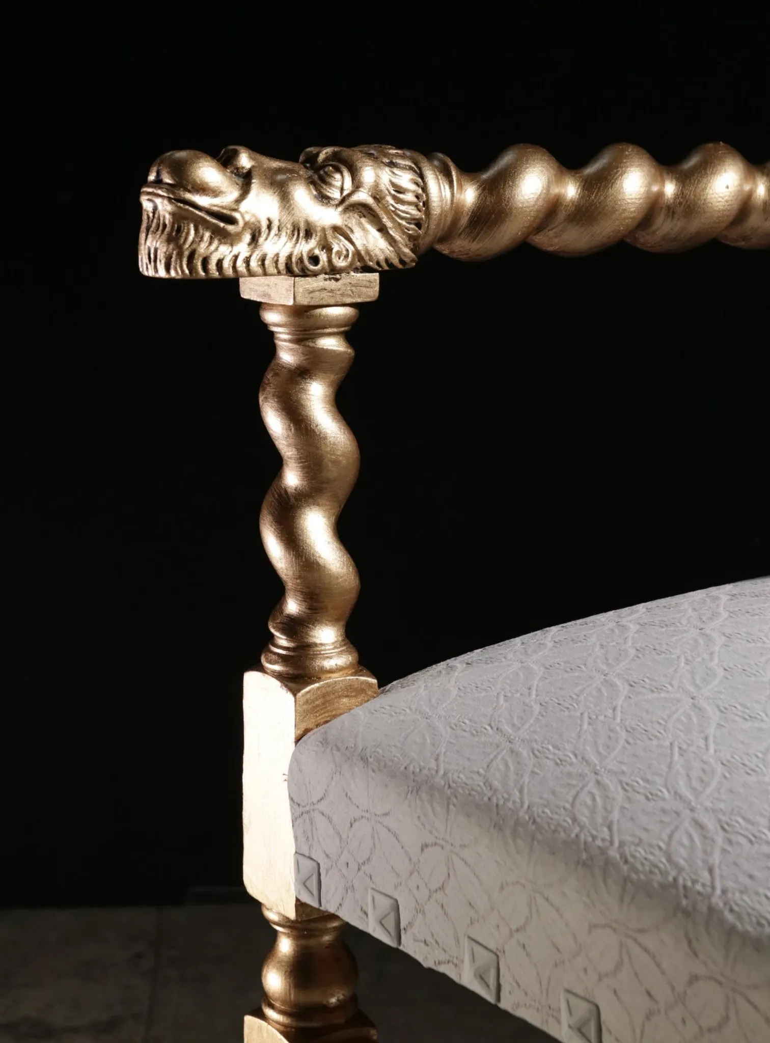 Gold and grey château armchair