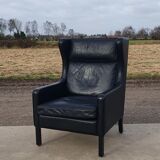 Vintage black leather scandinavian wingback chair Lulu Stouby