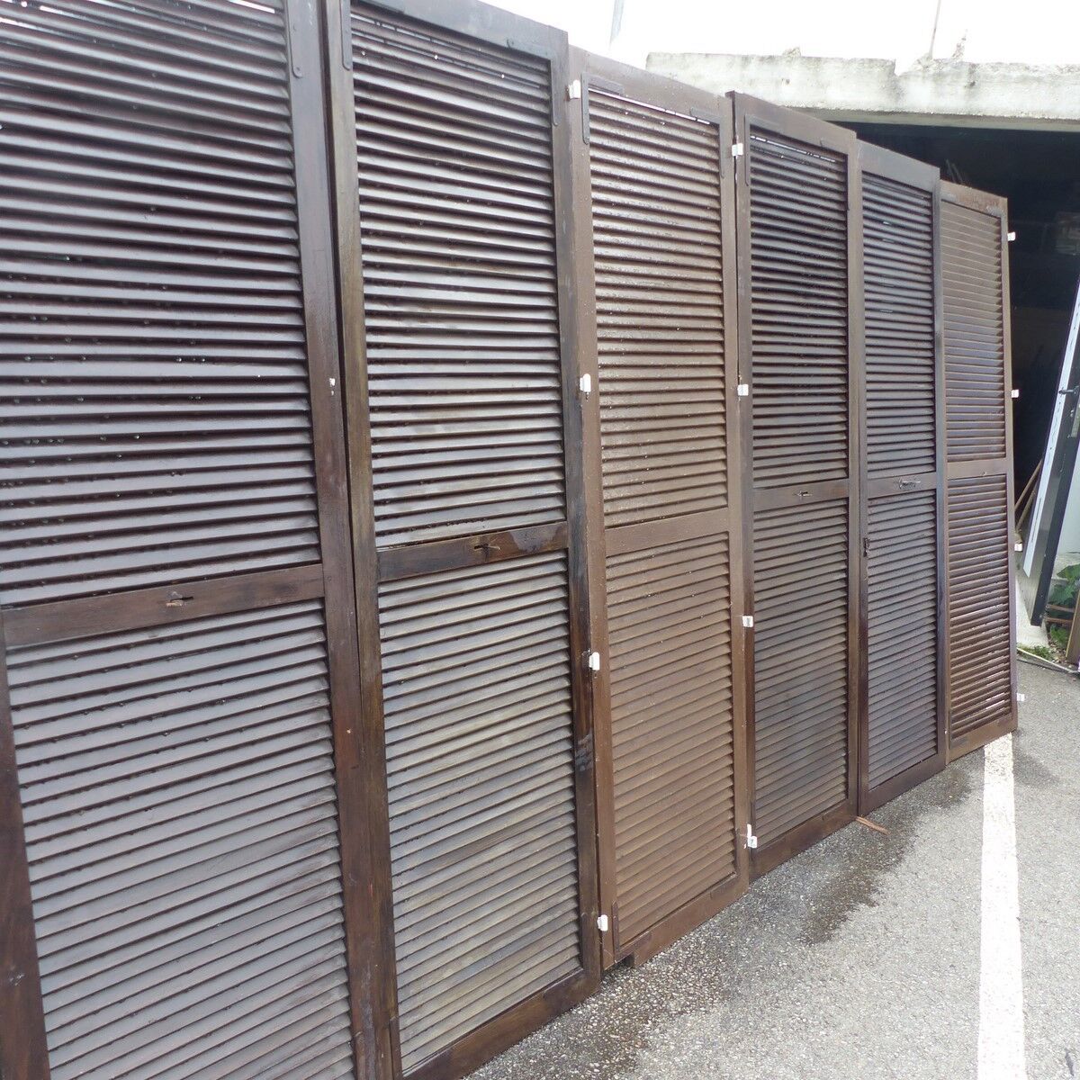 Set of 6 shutters