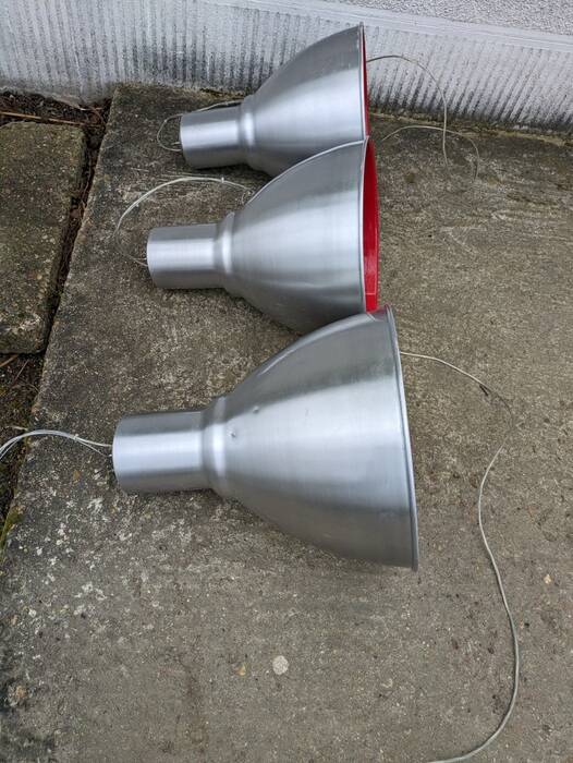 Industrial pendant light