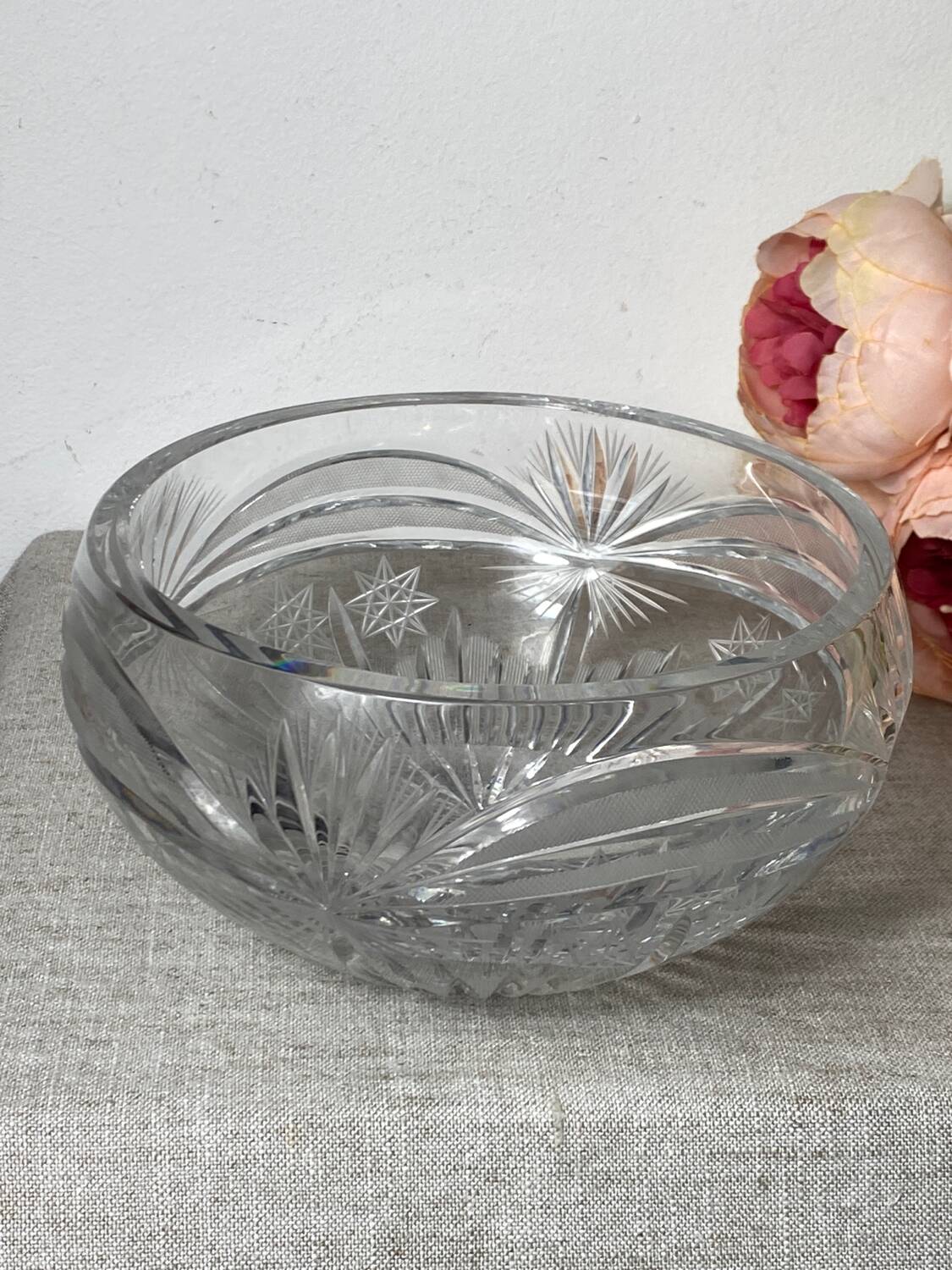 Cut crystal salad bowl