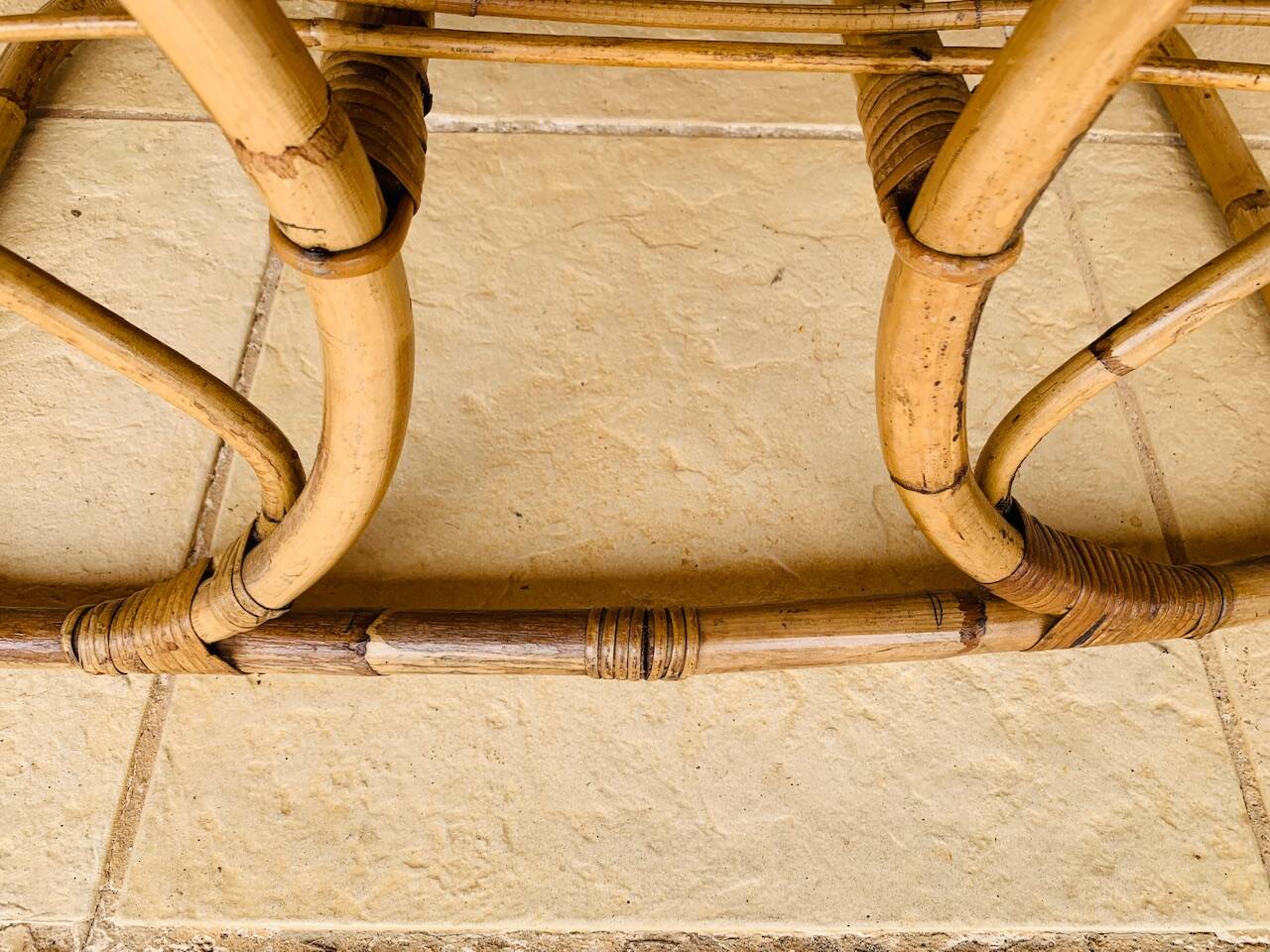 Table basse vintage en bambou et rotin dans le goût de Tito Agnoli, circa 1960