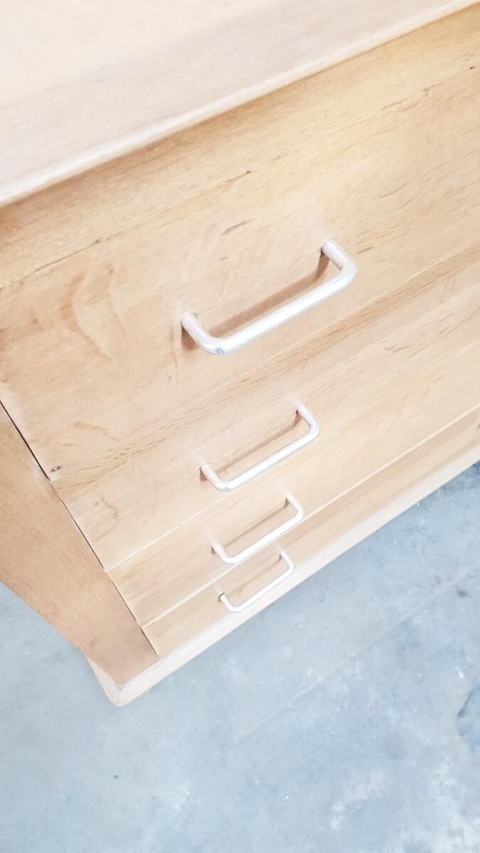 Vintage chest of drawers