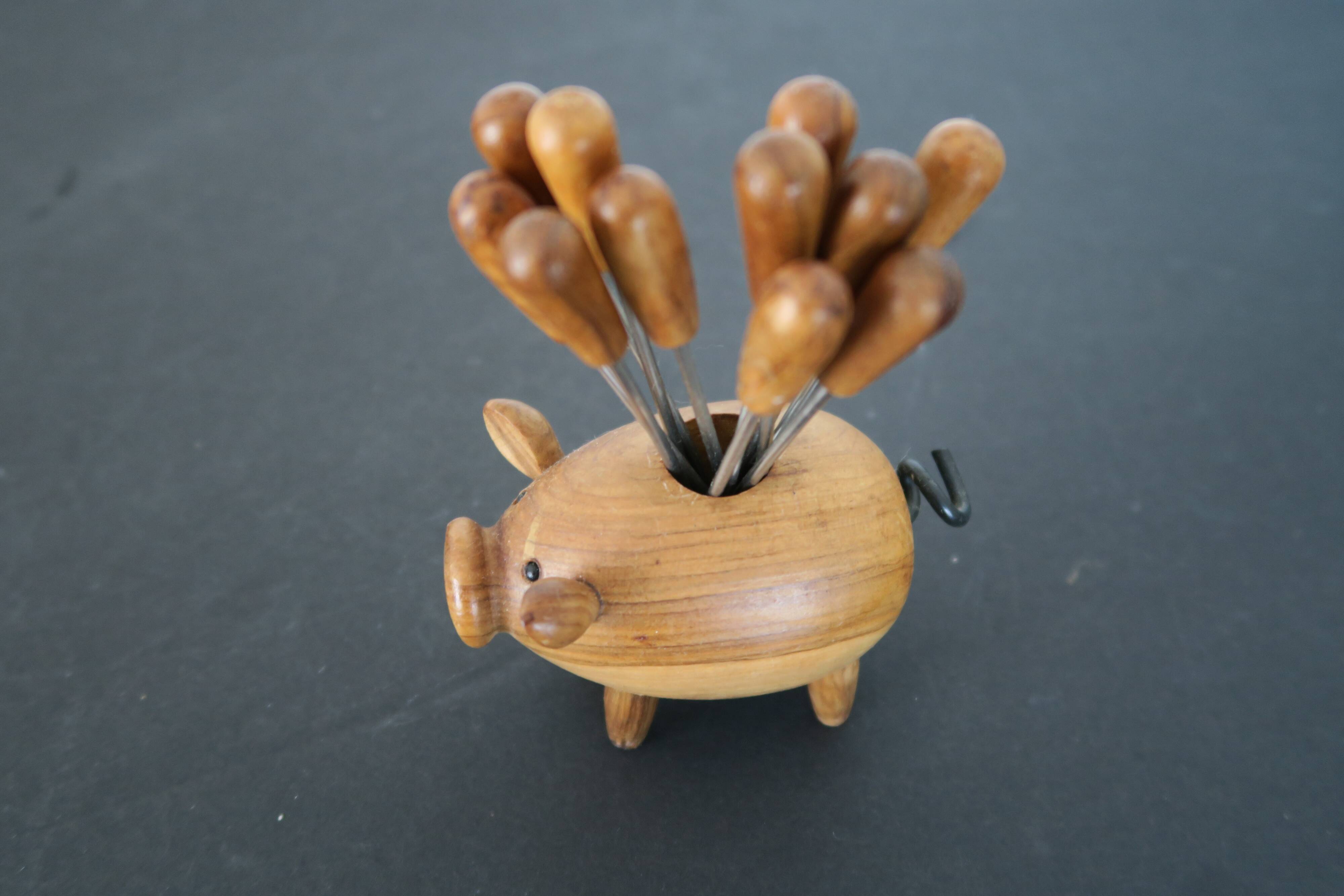 Vintage pig with wooden picks