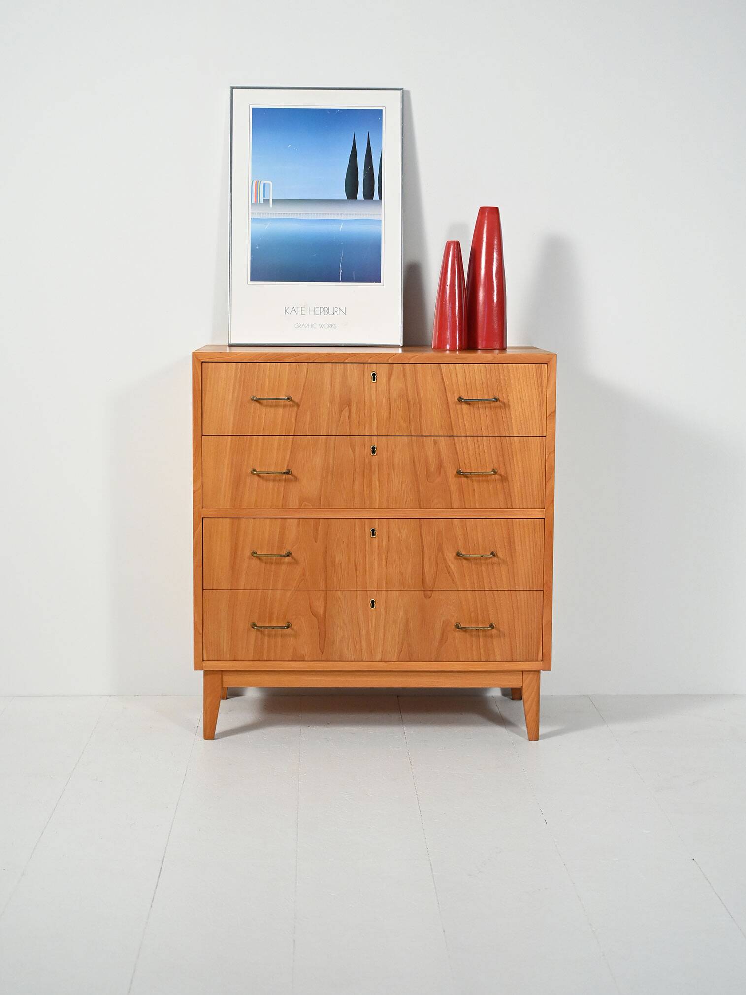 Scandinavian elm chest of drawers, 1950s