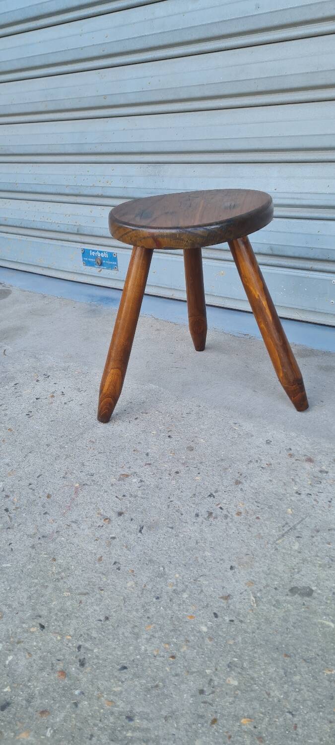 Tripod alpine stool