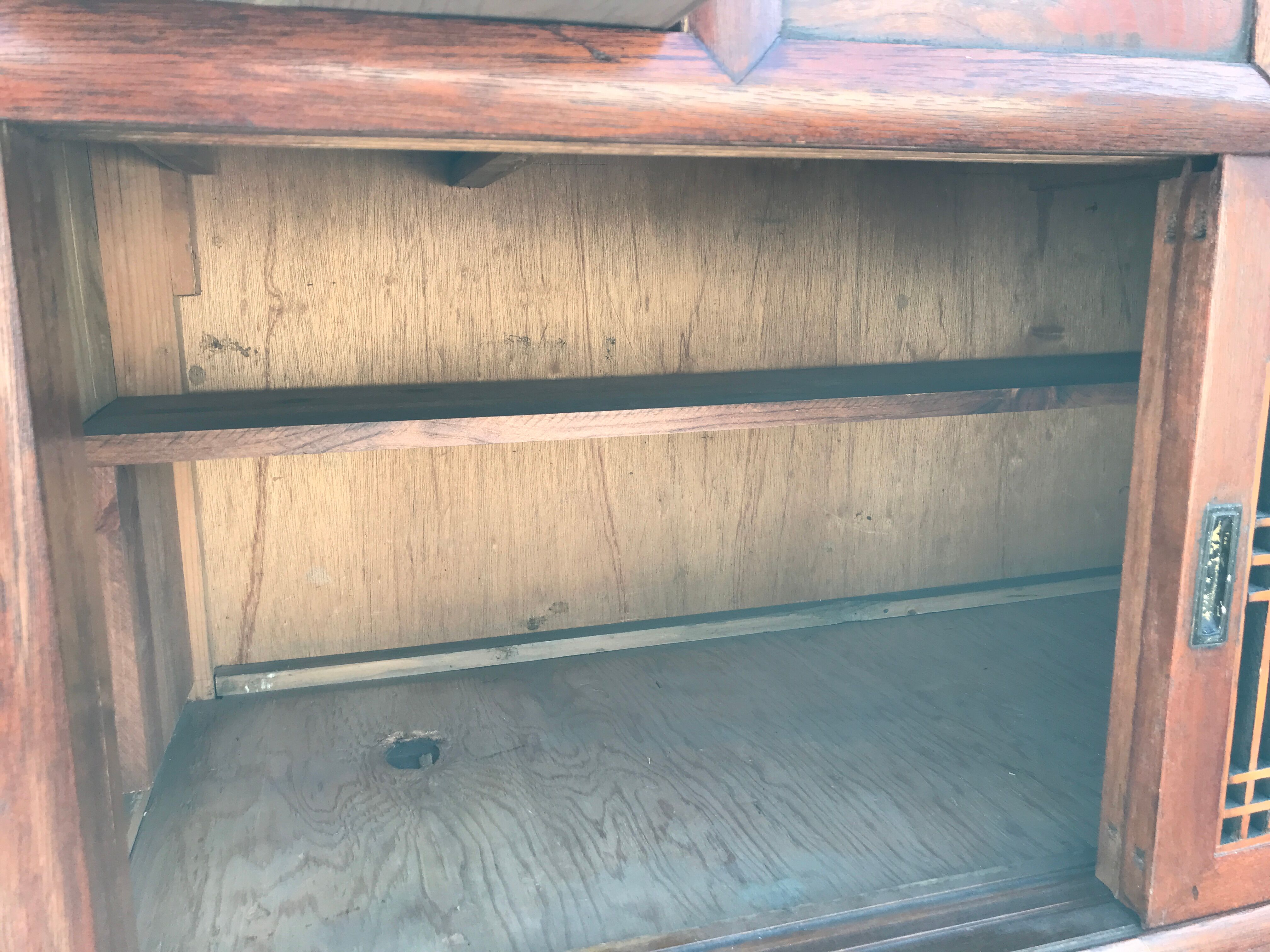 Armoire de cuisine chinoise du XIXe siècle