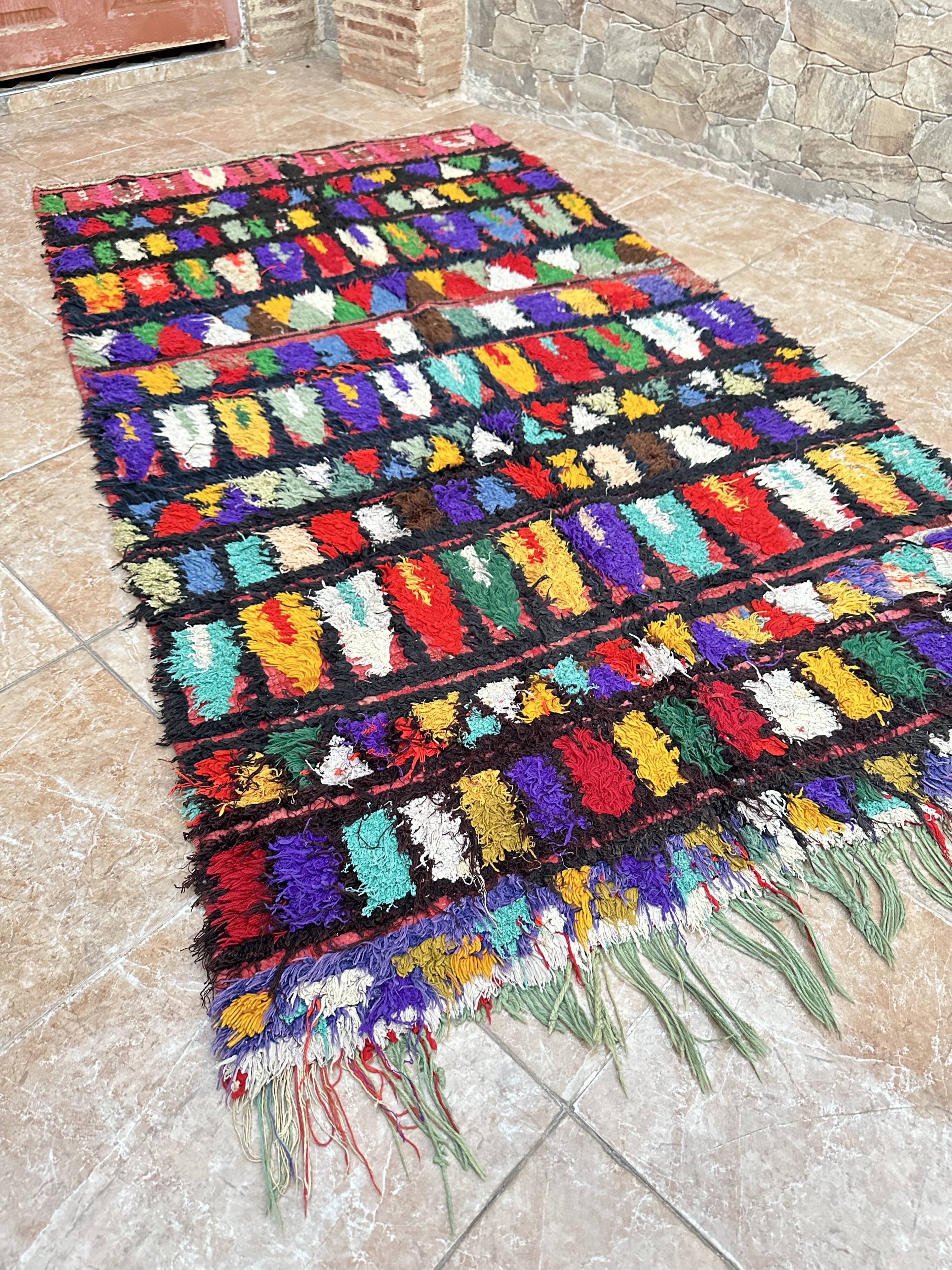 Vintage Moroccan Boujaad rug: Small abstract red Boucherouite rug.