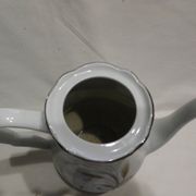 Deshoulières jug