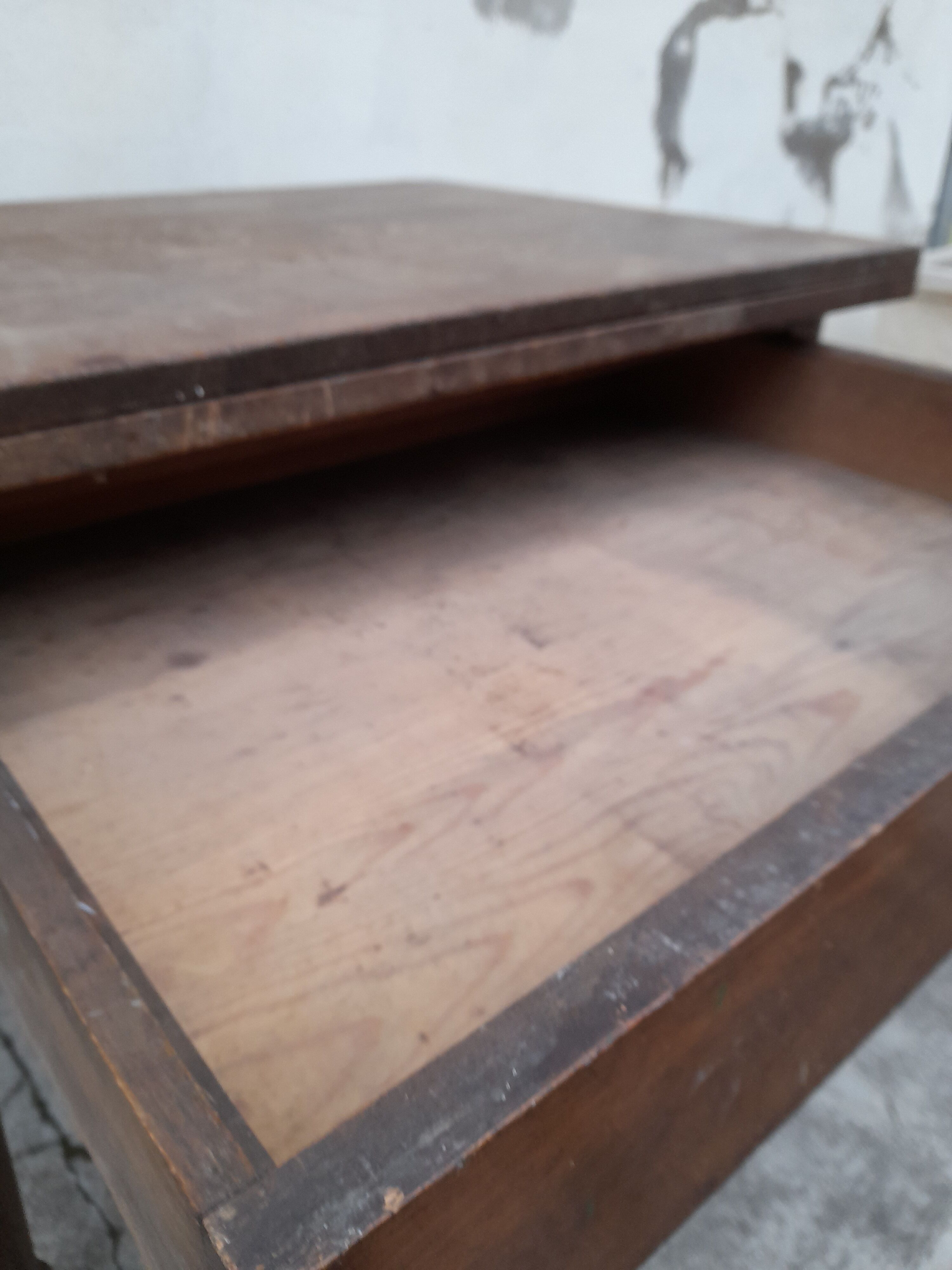 Farm table folding tray called "Wallet" 1900