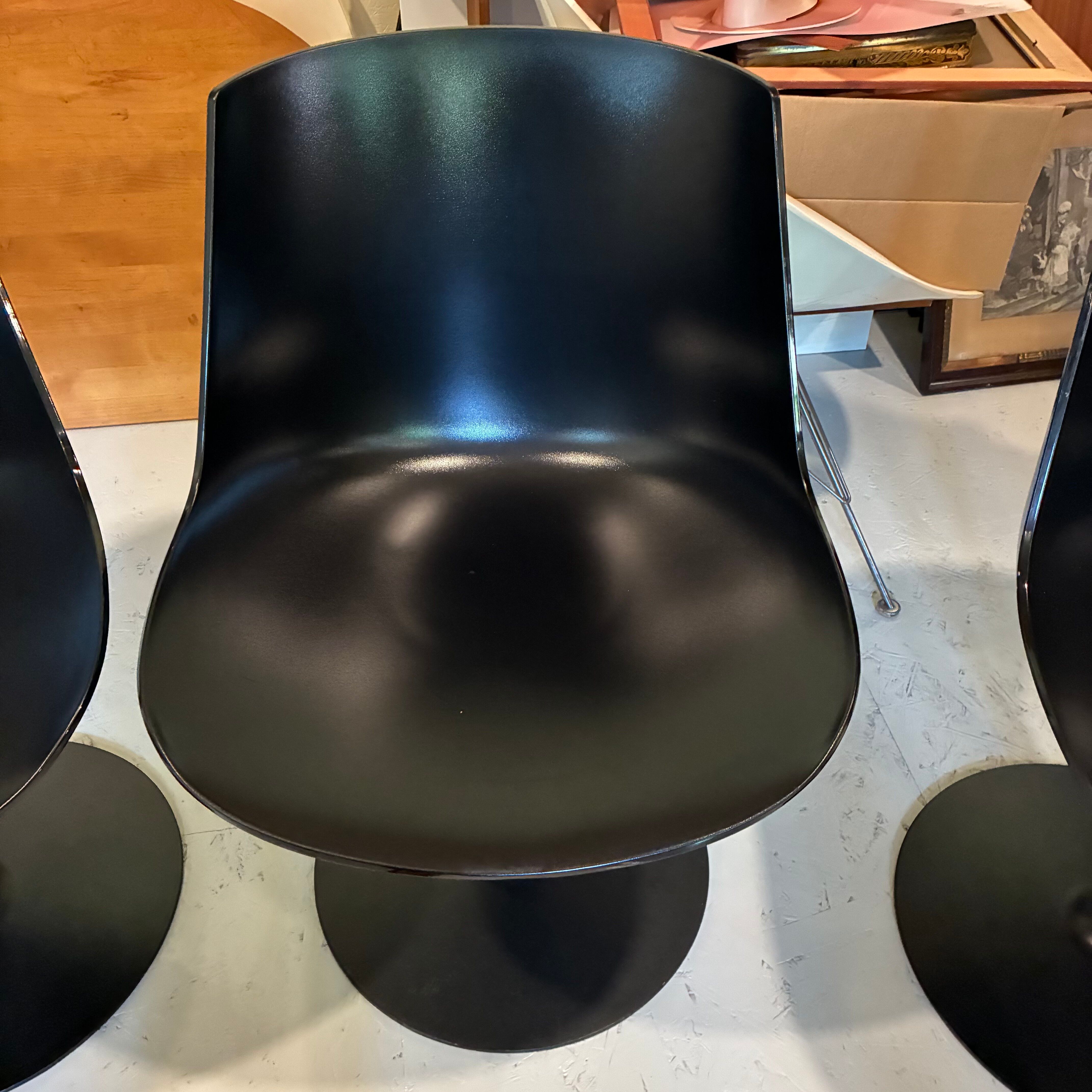 Set de 4 chaises MDF ITALIA modèle  FLOW