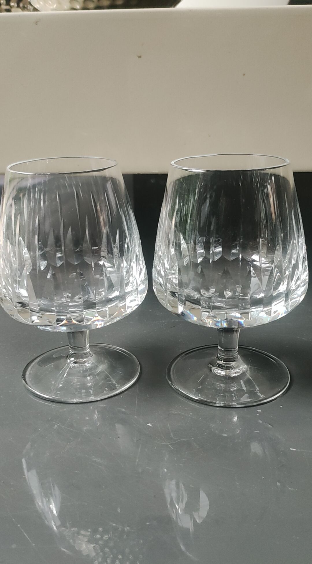 Lot 4 Glasses Cognac/Brandy. Trapezoidal. Drop/diamond point patterns.