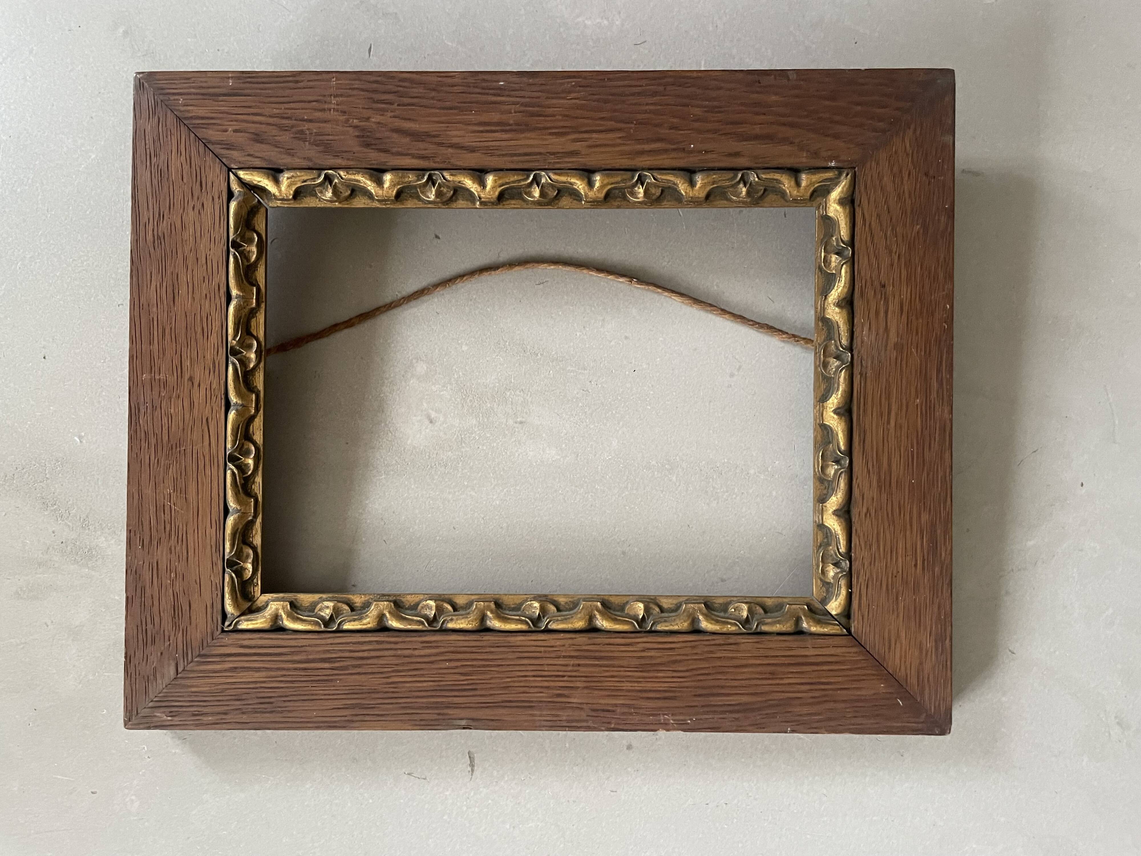 Old wooden frame 31x25cm