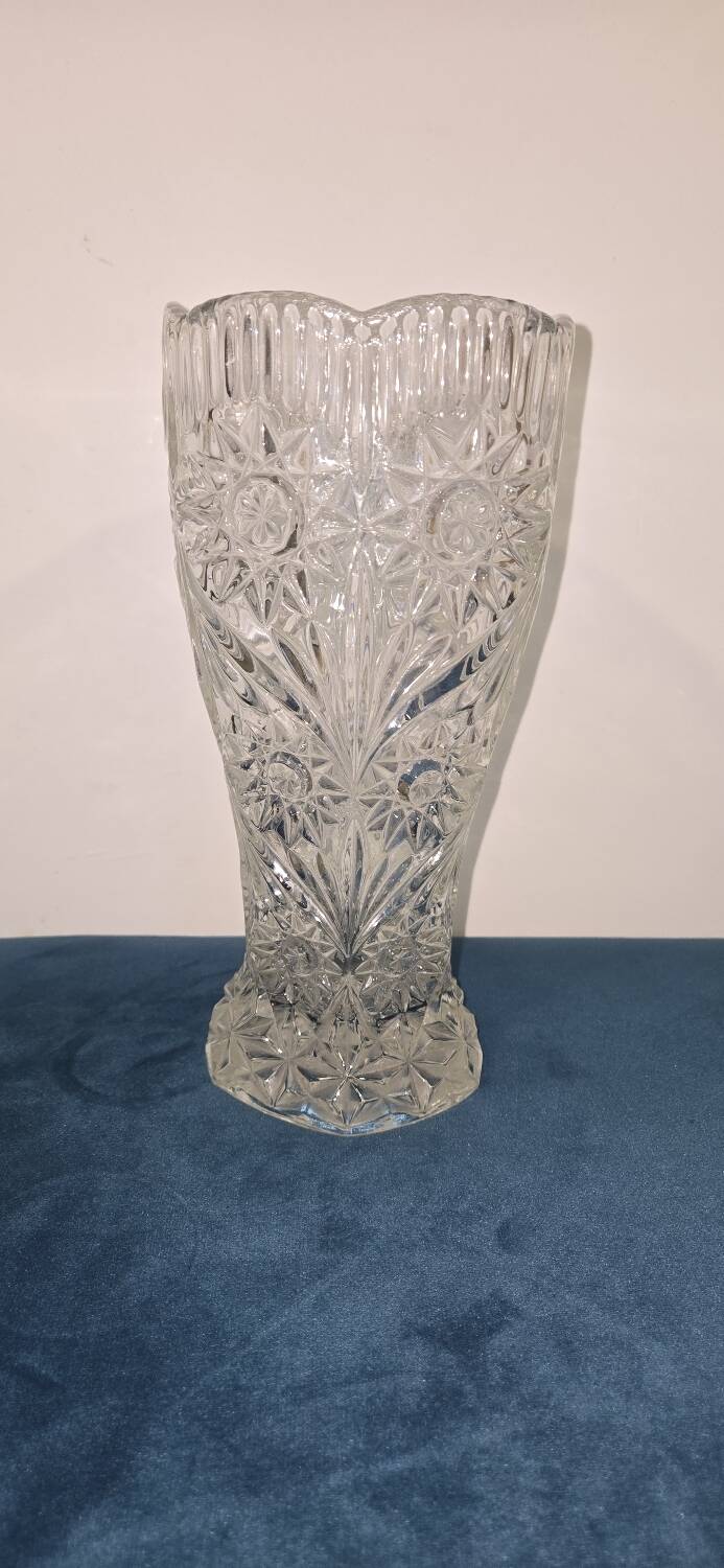 Large chiseled vase