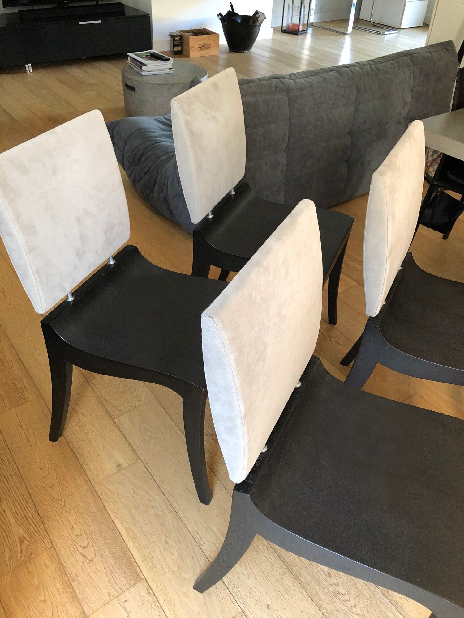 Lot of 4 chairs "Finn" by Thibault Desombre for Ligne Roset