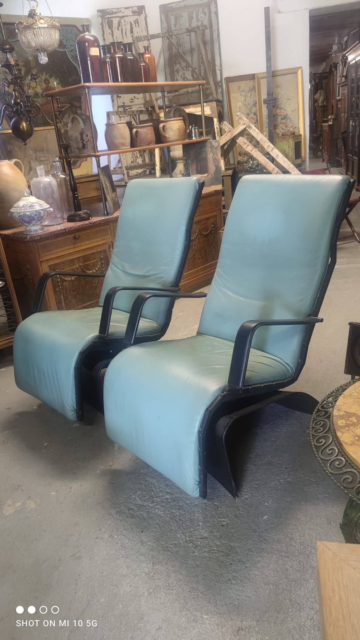 Pair of armchairs model antropovarius ferdinand porsche poltrona frau